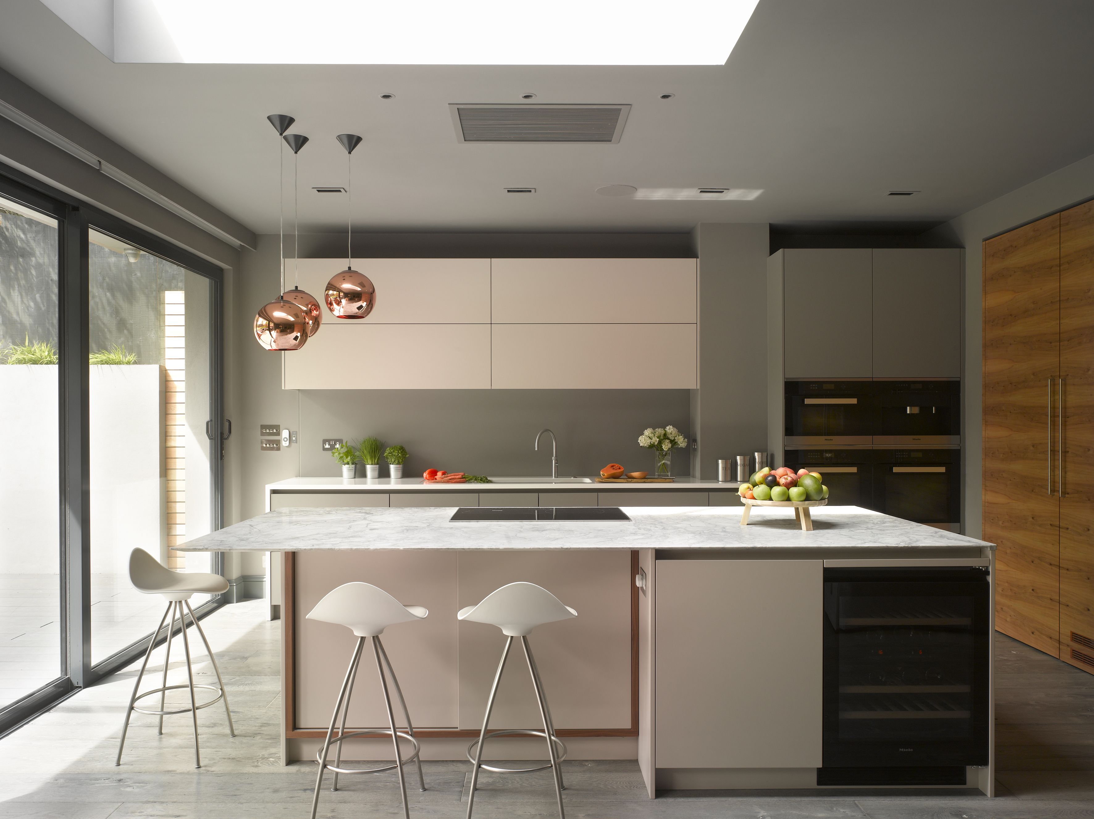 Interior Gallery :: Kitchen